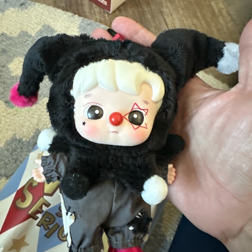 Adorable*Authentic POP MART Why So Serious Vinyl Figure IN STOCK